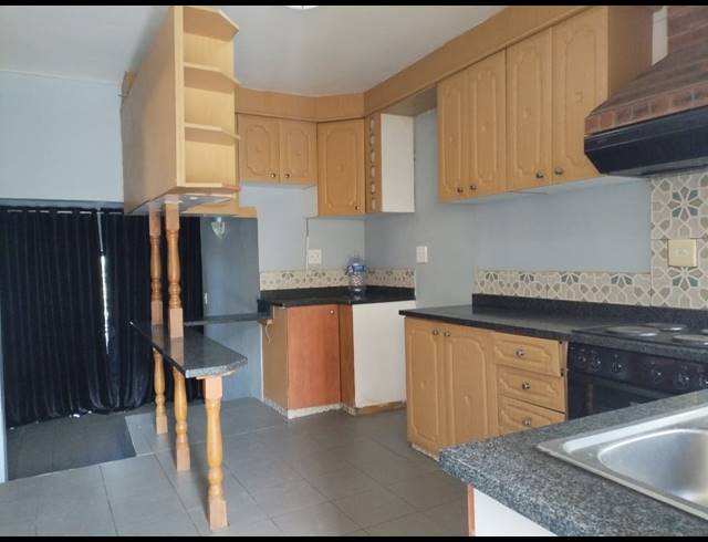 3 BEDROOM DUPLEX FOR SALE IN MALVERN